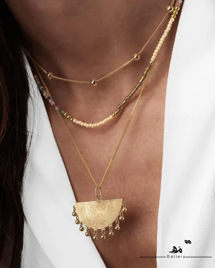 چوکر مهر و گوی مه گالری